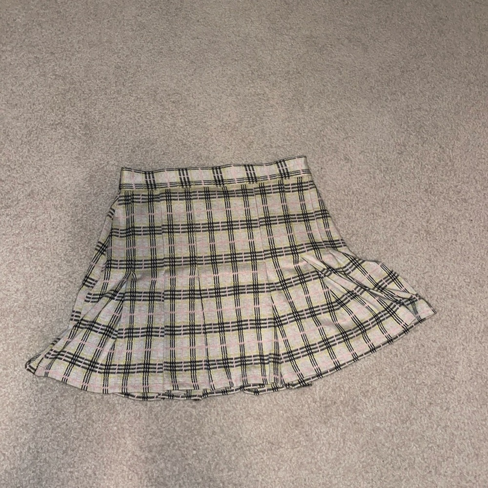 Size 2, plaid pink, yellow, black, skirt